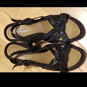 Hush Puppies Black Wedge Size 8W